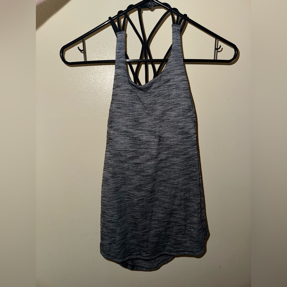 *ADD ME FOR FREE TO ANY ORDER $50+* Athleta tank